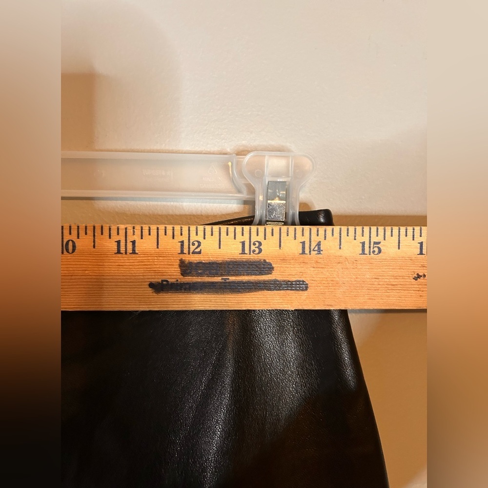 Buttery soft leather pants - Picture 7 of 16